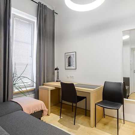 P&O Apartments Warecka Street وارسو المظهر الخارجي الصورة